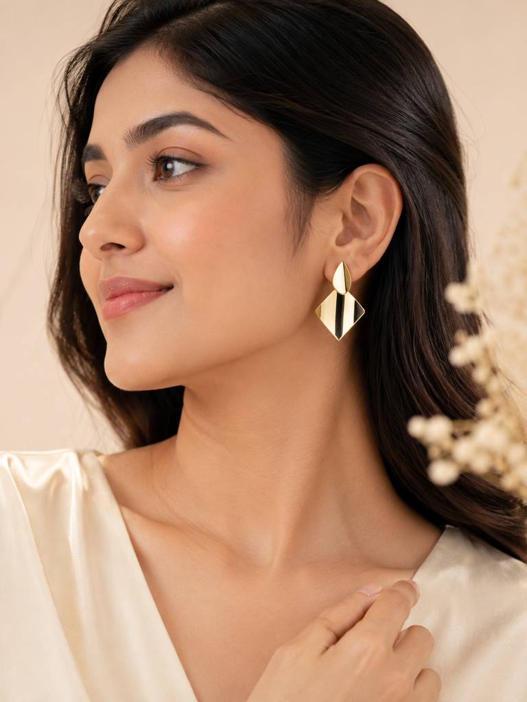 Modern Geometric Gold Statement Earrings : AN-LJ-GO-0080-DE