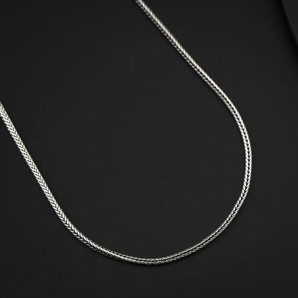 Silver Chain For Men / Women ( 22 Inches ) : 79268247