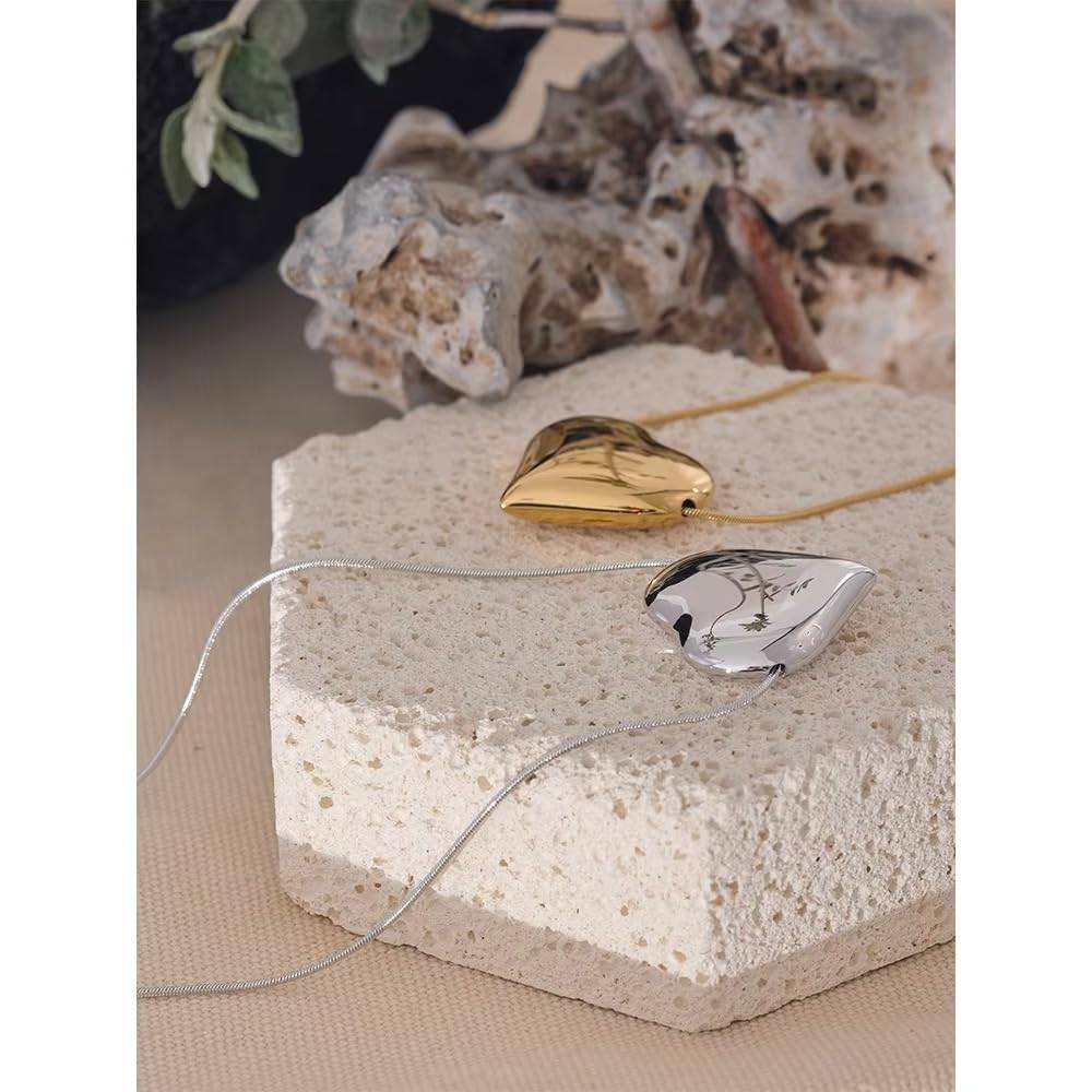 Inaaya Heart Pendant Necklace - Gold | 18K Gold Plated | Waterproof, Hypoallergenic & Anti-Tarnish : DSVDJY05250039