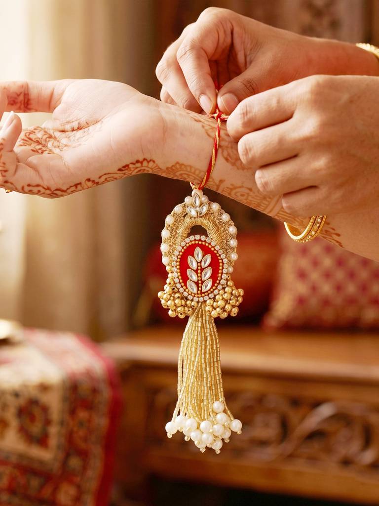 Designer Red Kundan Bhaiya Bhabhi Rakhi Set | Gold Lumba Tassel & White Beaded Matching Rakhi : 216-S7R1-PJ7001-M