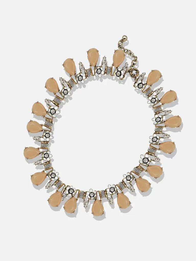 Branca-Beige Artificial Stones Necklace : SOHNCK3617