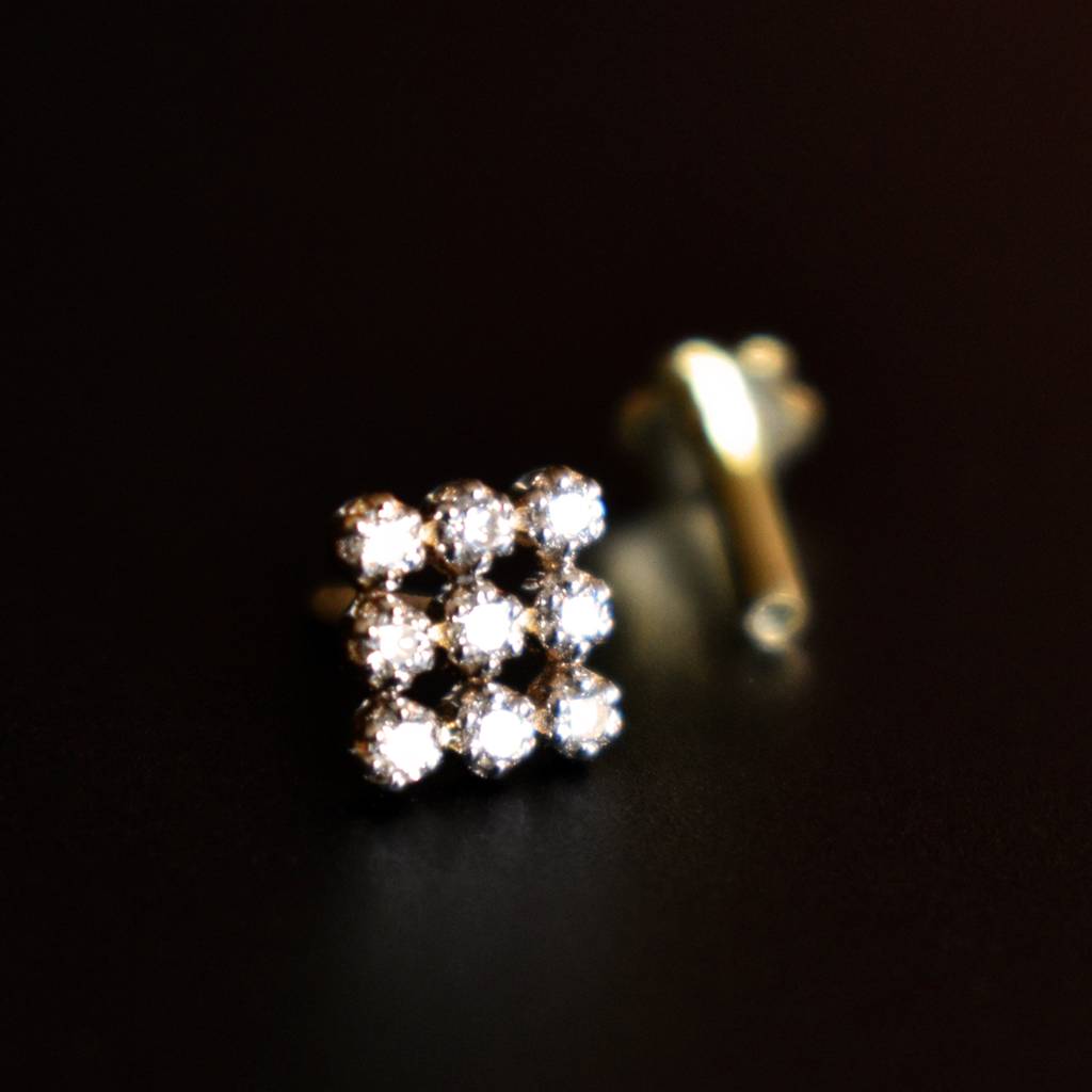 Diamond Lattice Nose Pin In 14K Yellow Gold : NP590-14Y-E