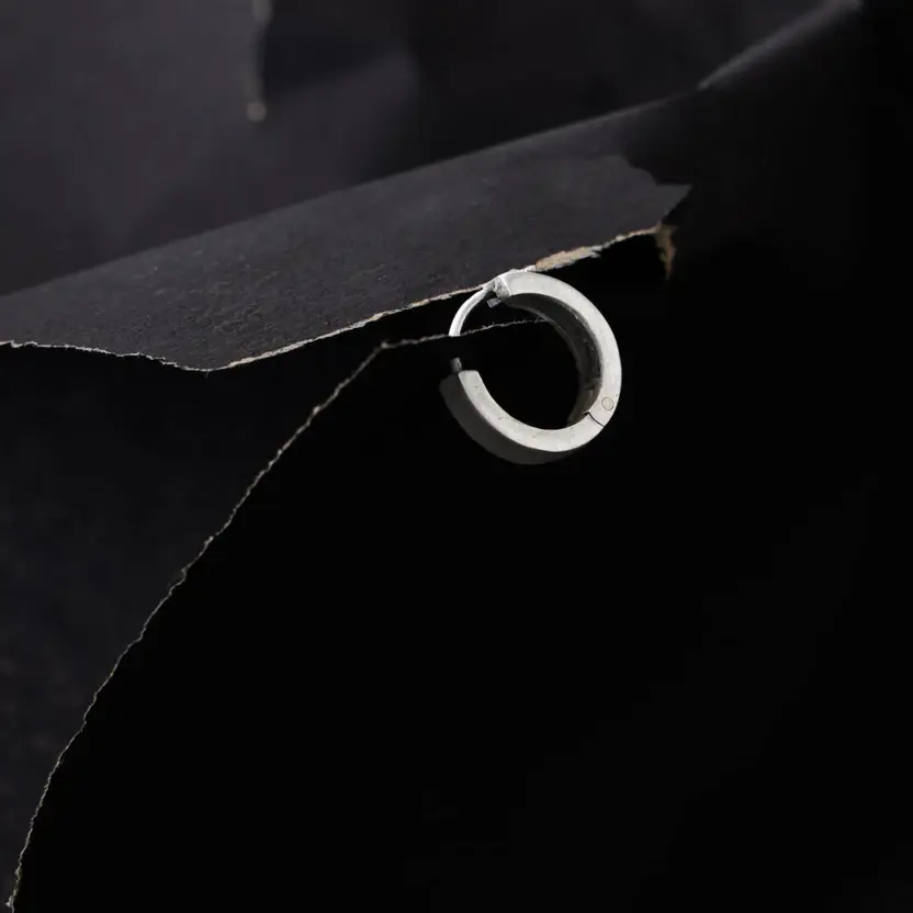Round Silver Loop Stud : ZV-STD-ROU-004