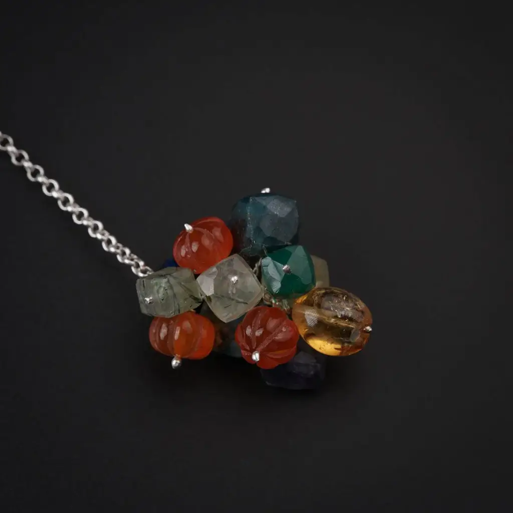 Silver Tie & Wear Necklace With Pearls And Semi Precious Stones : 15327127
