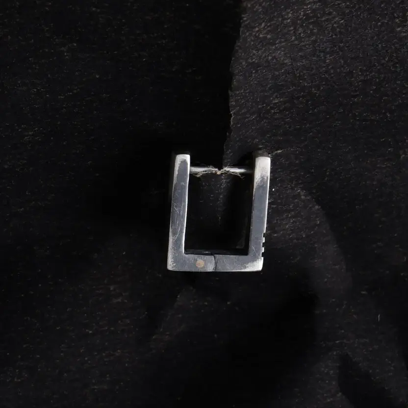 Rectangular Loop Stud : ZV-STD-REC-005