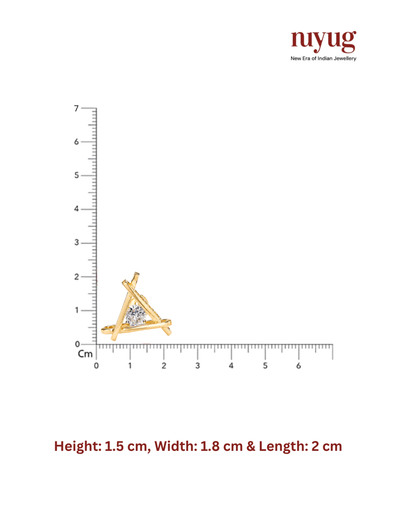 Triangle Solitaire Statment Studs : YI24A1035E