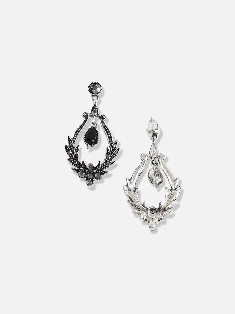 Perla-Silver Plated Designer Party Drop Earring For Women : SOHEAR3344
