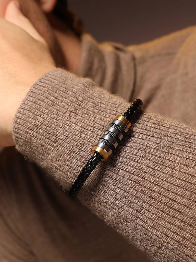 Men'S The Braided Leather Bracelet - Onyx Black : FABR1124