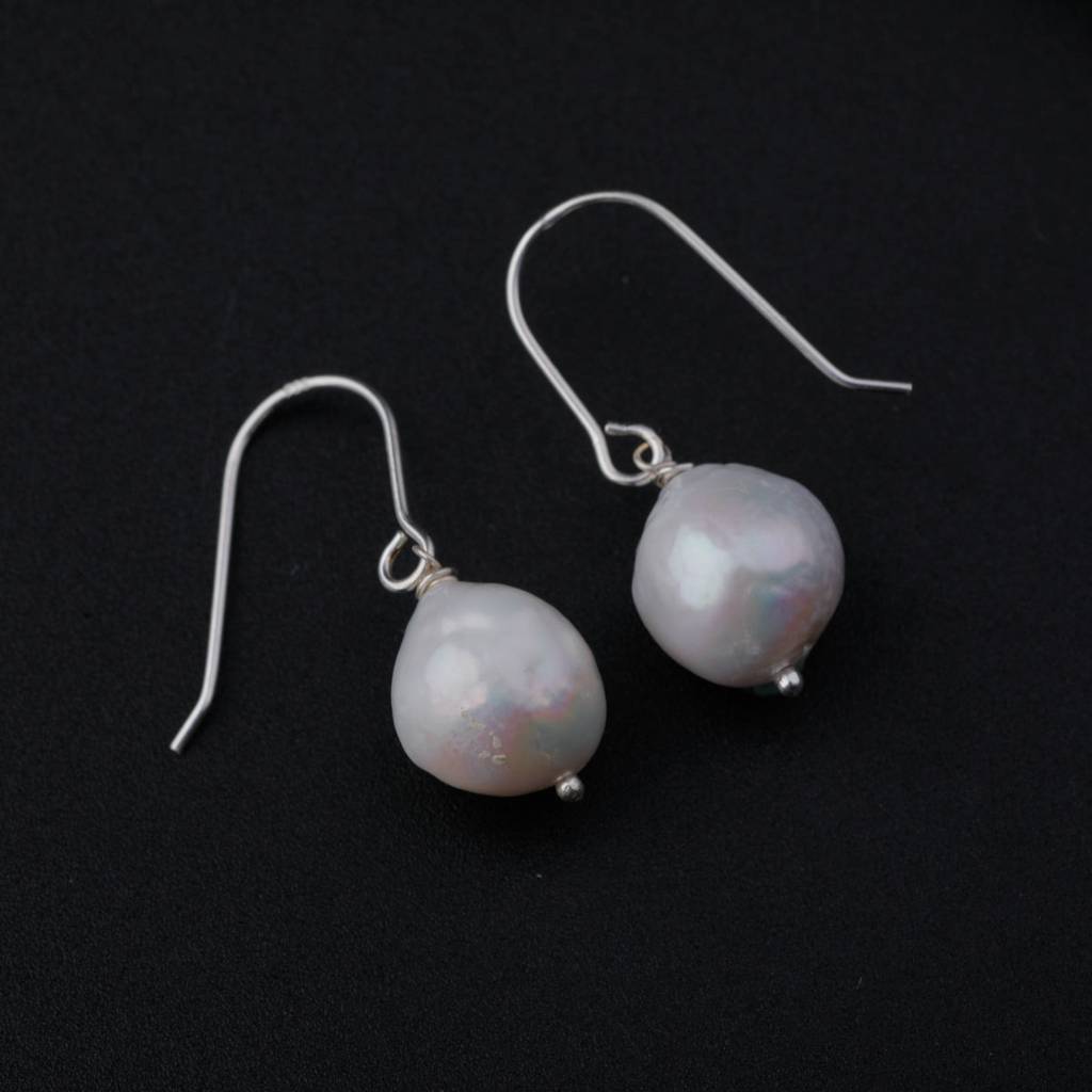 Fresh Water Single Pearl Earring : 98759319