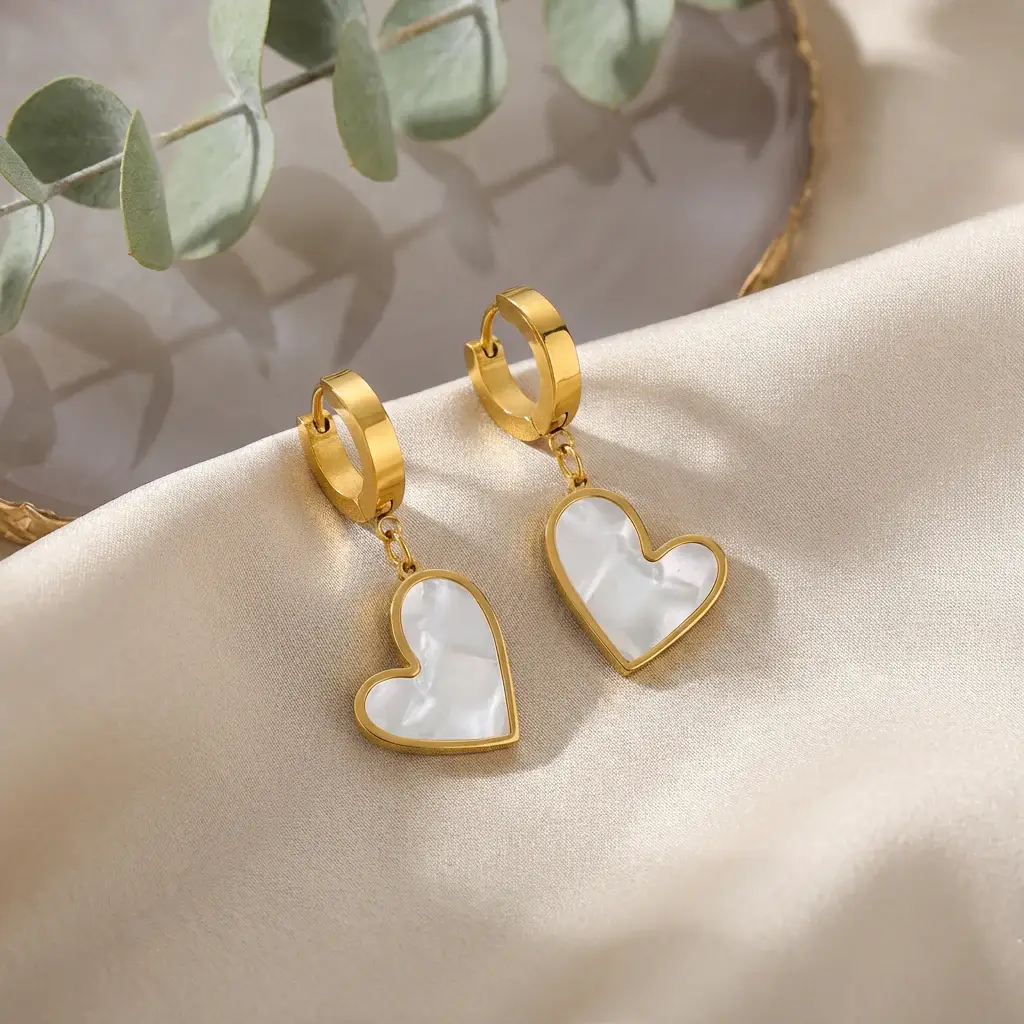 Seraphine Pearl Heart Earrings : PST204-1