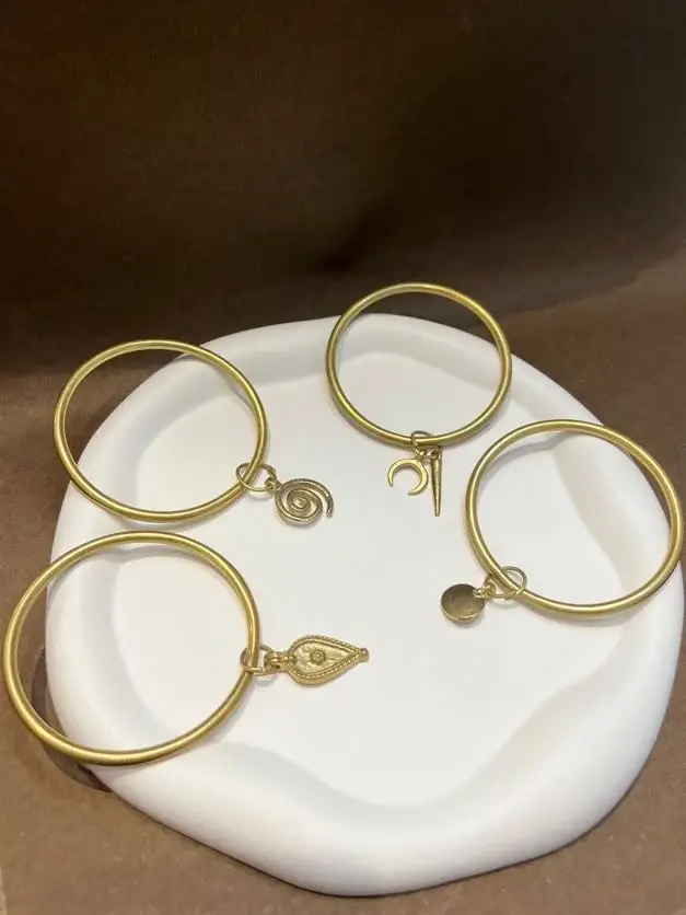 Solid Brass Bangle - Spiral : B31.01