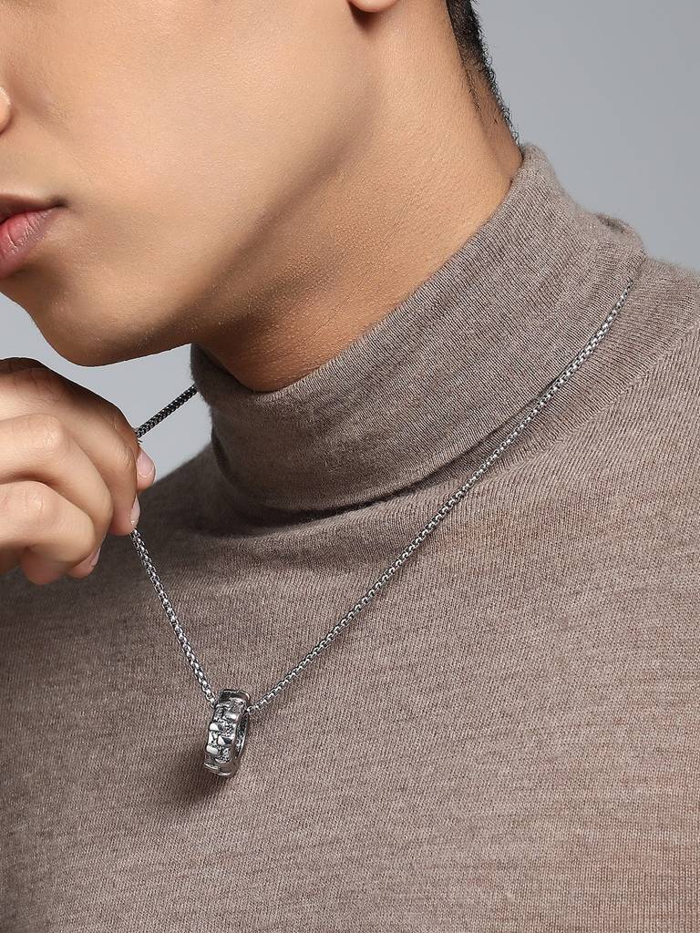 Men'S The Tire Pendant Necklace - Metallic Silver : FAPD1165