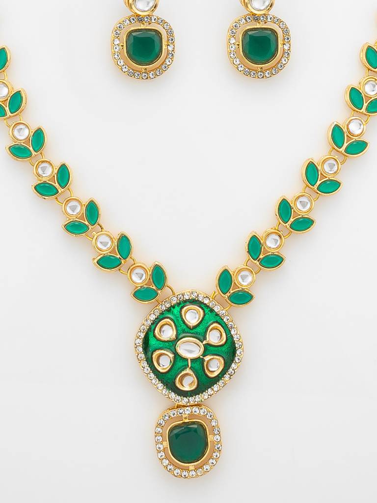 Gold-Plated Kundan Necklace Set With Green Meenakari Pendant And Pearl Chain And Earrings : NK4920