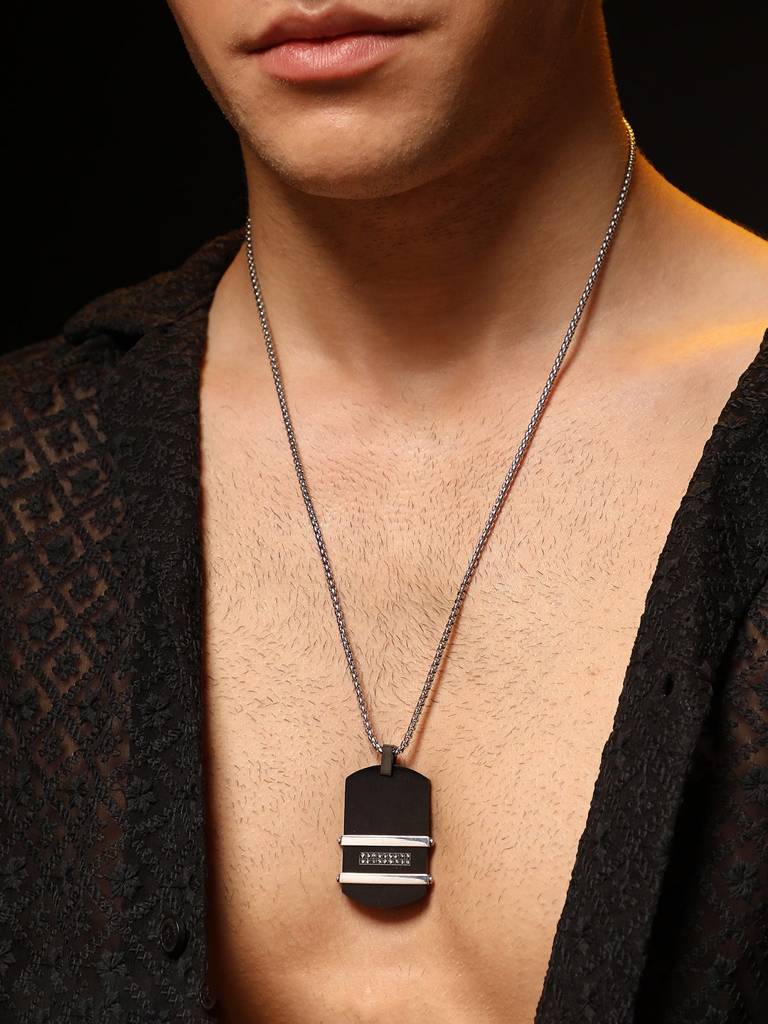 Men'S The Lined Plate Pendant Necklace - Onyx Black:Metallic Silver : FANC1094