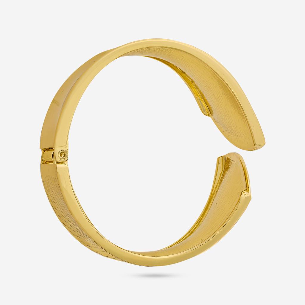 Gold - Plated Casual Wear Trendy Kada - 458913 : 458913