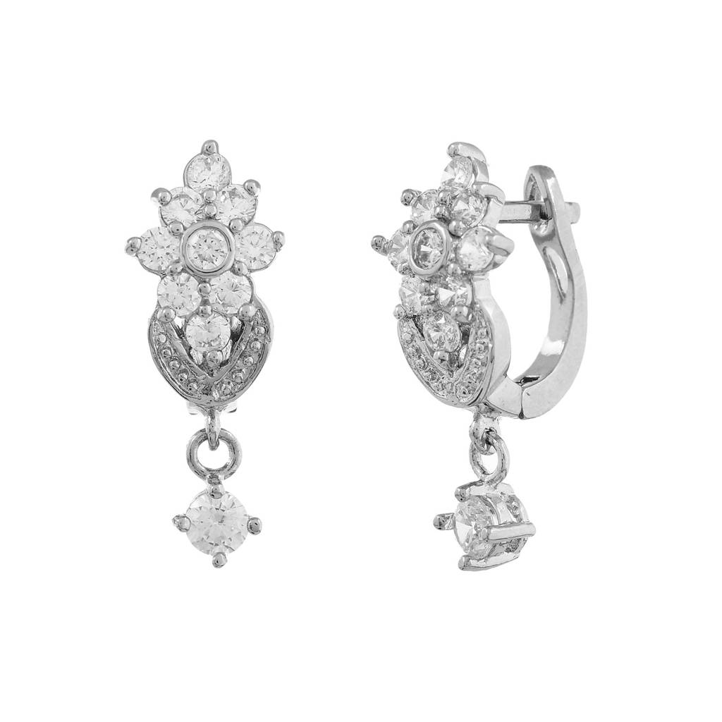 Sparkling Essentials Lyra Hoop Earrings : 8905124547566