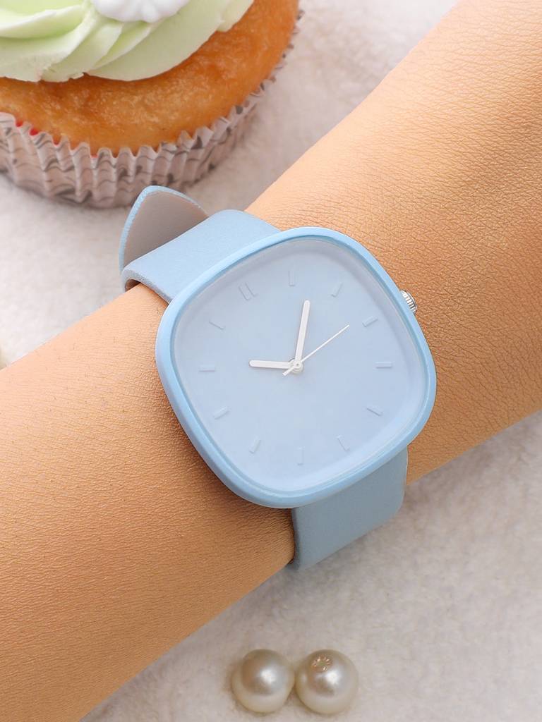 The Off-Duty Cushion Watch : HSWC1280