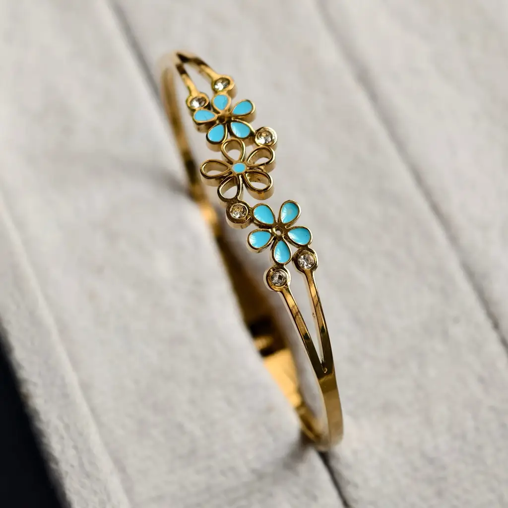 Blossom Sky Enamel Bangle : PST149