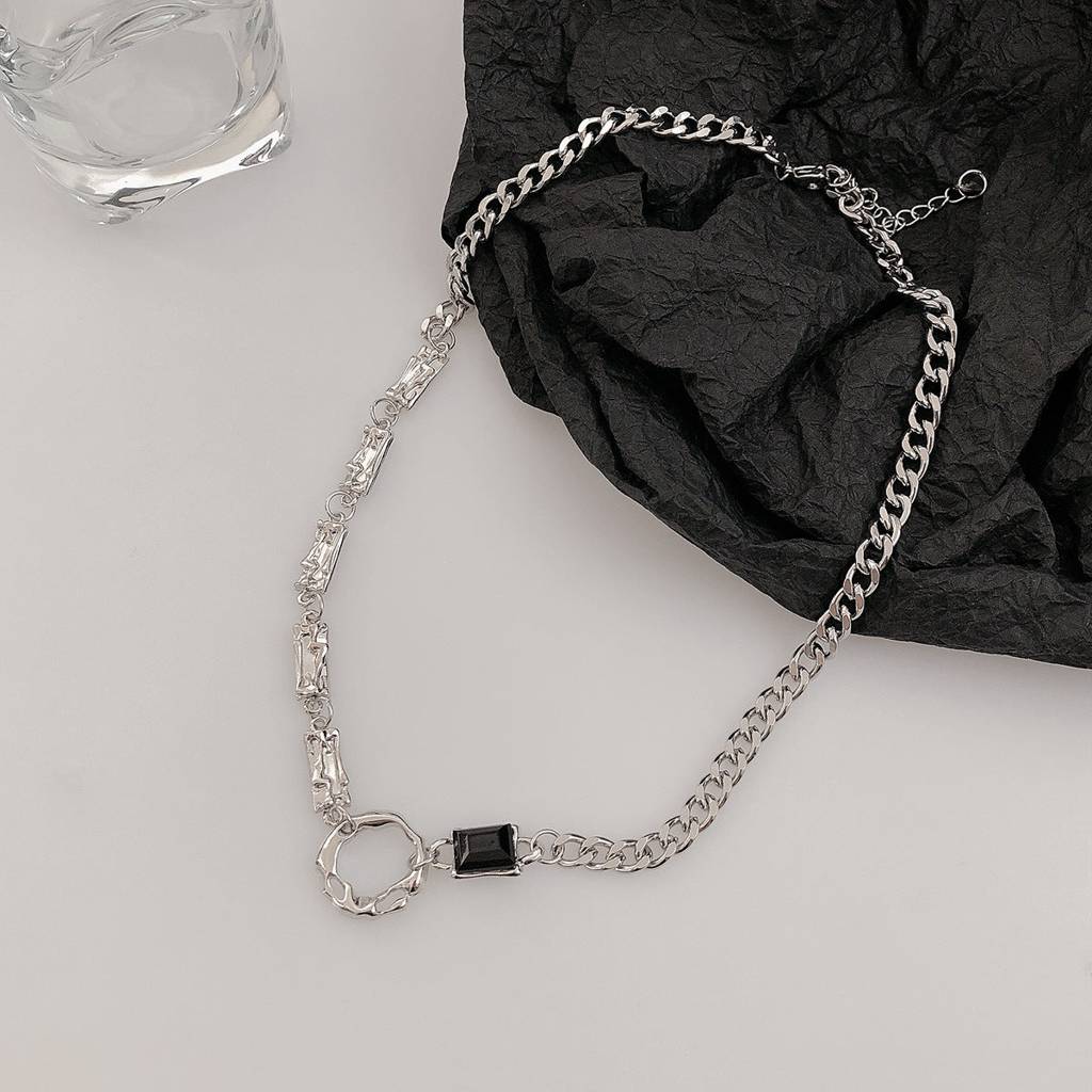 Dark Gemstone Glam Silver Chain : MN1S0927