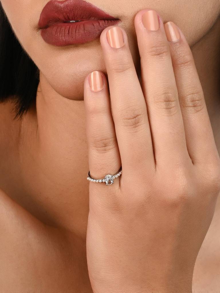 Oval Solitaire Pearl Ring : MVLR2859