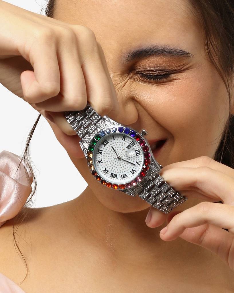 White & Colourful Stones Analog Round Dial With Crystal Stones Silver Metal Strap : HSWC1005