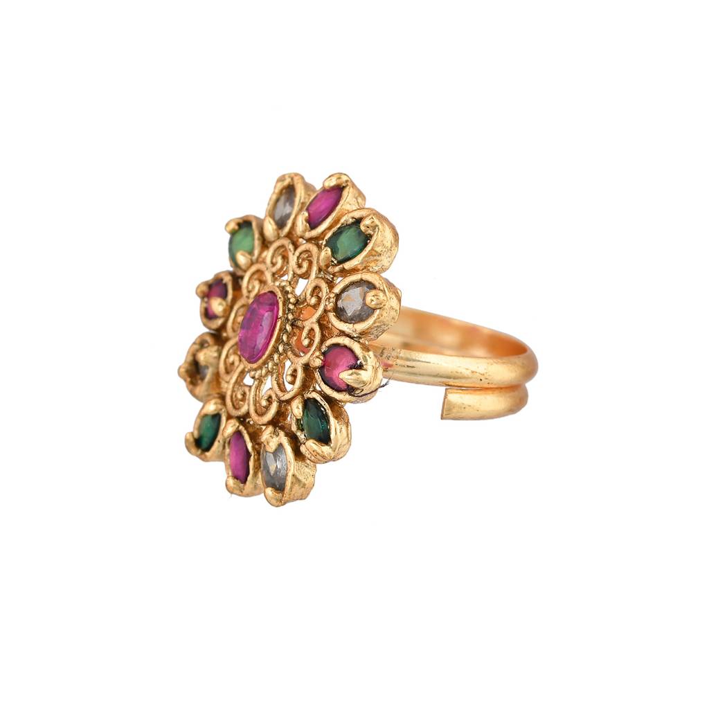 Gold Opulence Kusuma Temple Ring : 8905124543179