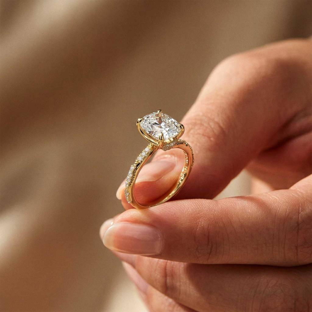 2.75Ct Moissanite Oval Solitaire Pavã© Ring : ZLM10026Y-10N