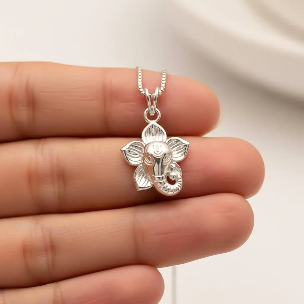 Eternz Certified Jewellery - ZALKARI Silver God Vighnharta Ganpati Pendant