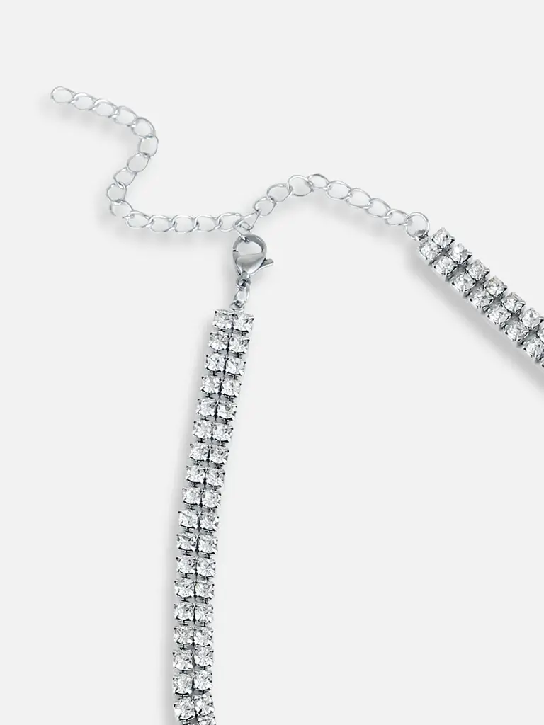Tameka-Silver Plated Pearls Casual Necklace For Women : SOHNCK4975