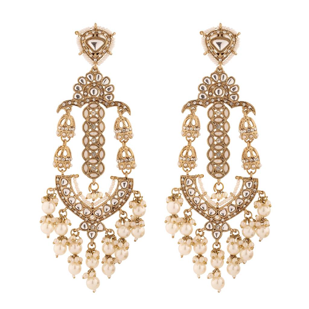 Gold Opulence Royal Adaah Chaandbali Earrings : 8905124557848