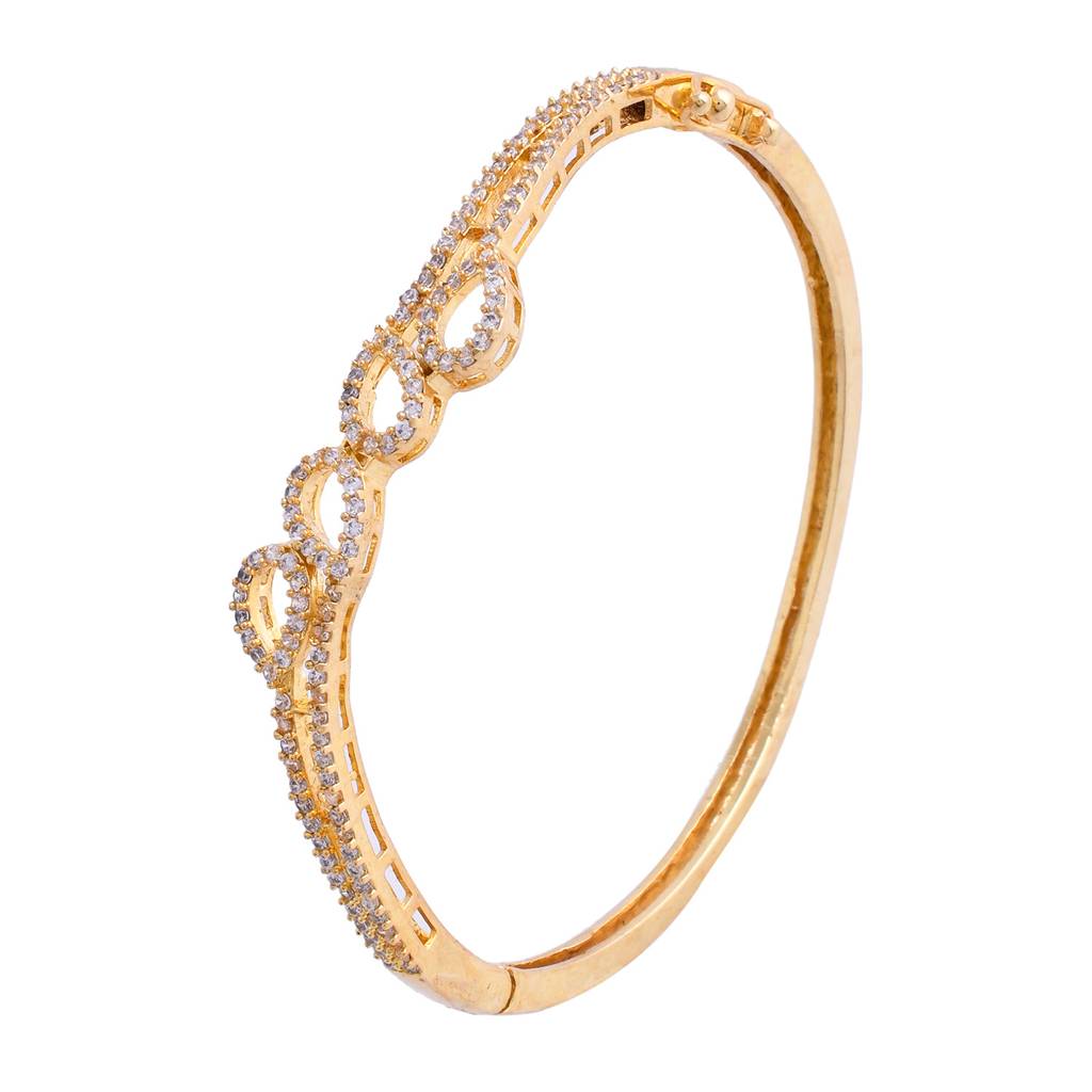 Sparkling Elegance Diamond Mesh Gold American Diamond Bracelet : 8905124541052