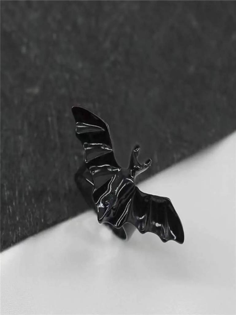 Batty Bliss Necklace And Ring Bundle : NRC-028-S-BLK-1