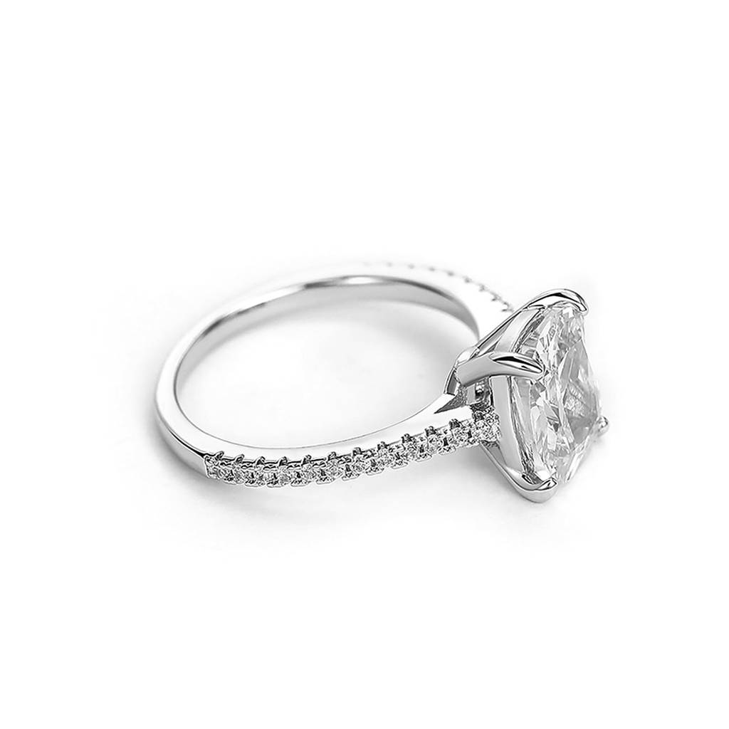 Silver Plated Cubic Zirconia & Crystal Studded Stylish Finger Ring Fashion Jewellery Gift For Women Wife Girlfriend : PX9R3018W