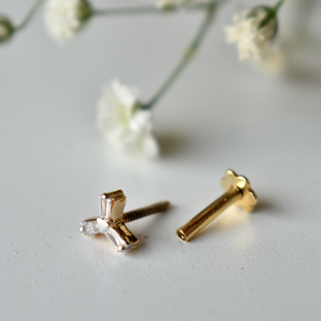 Natural Diamond Baguette Trinuty Nose Stud In 14K Yellow Gold : NP439-14Y-E-S