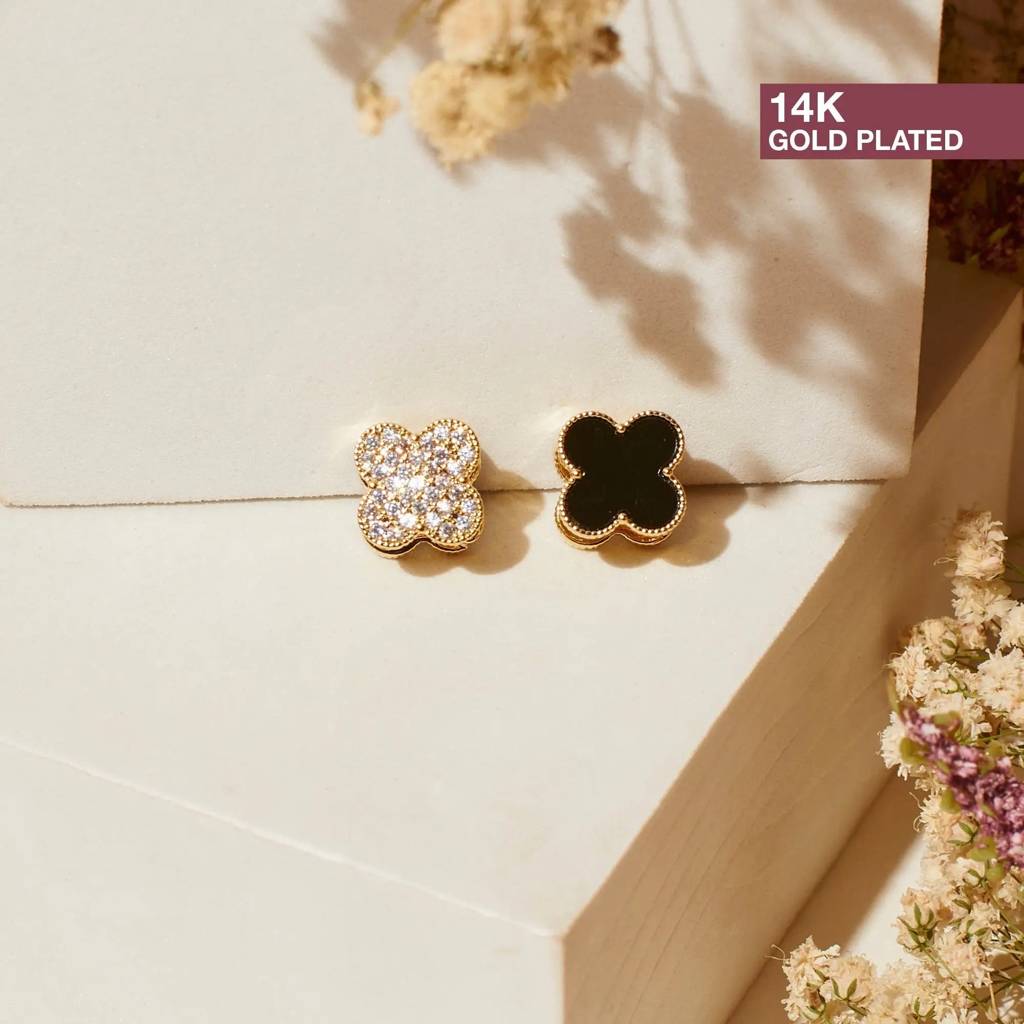 Black And White Clover Necklace And Studs Set : NEC-039-G-BLK-1