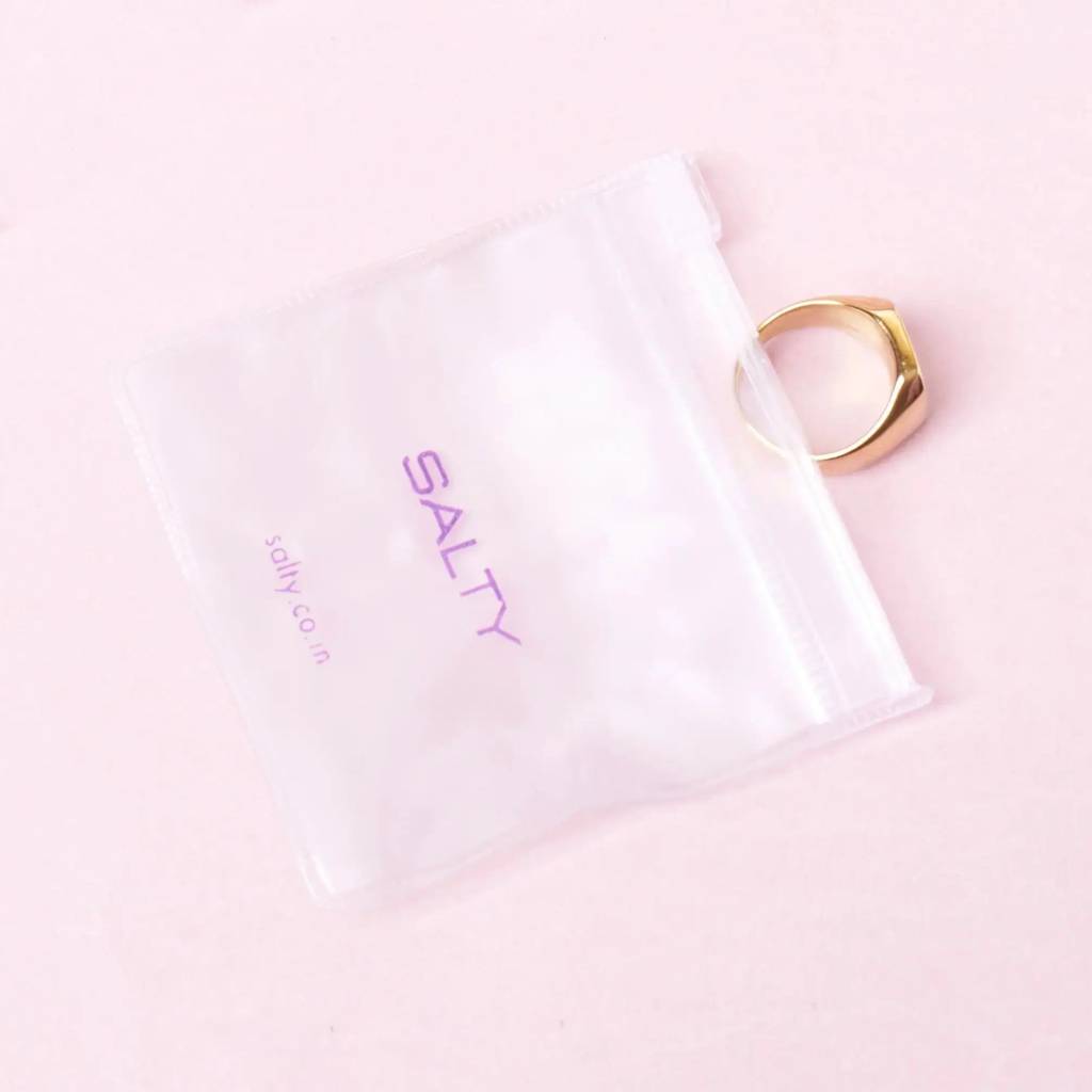 Enigmatic Elegance Ring : RS12832-17