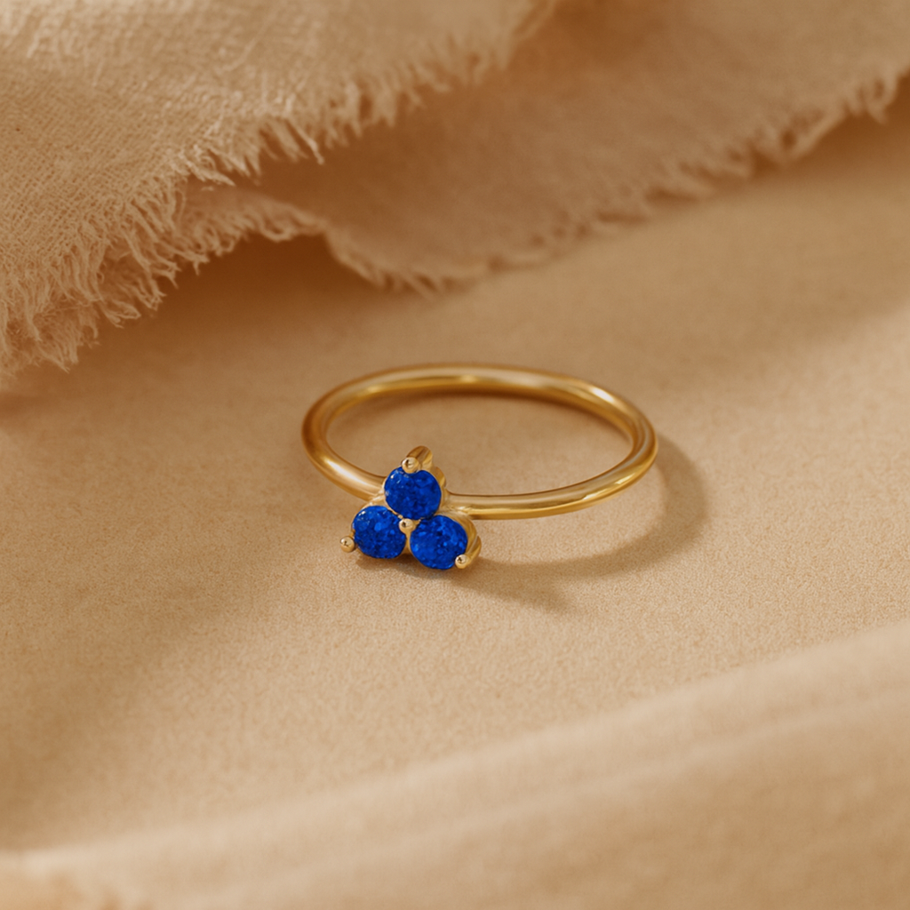 Sapphire Trio Ring : RIN_SAPPHTR_GV3_3091
