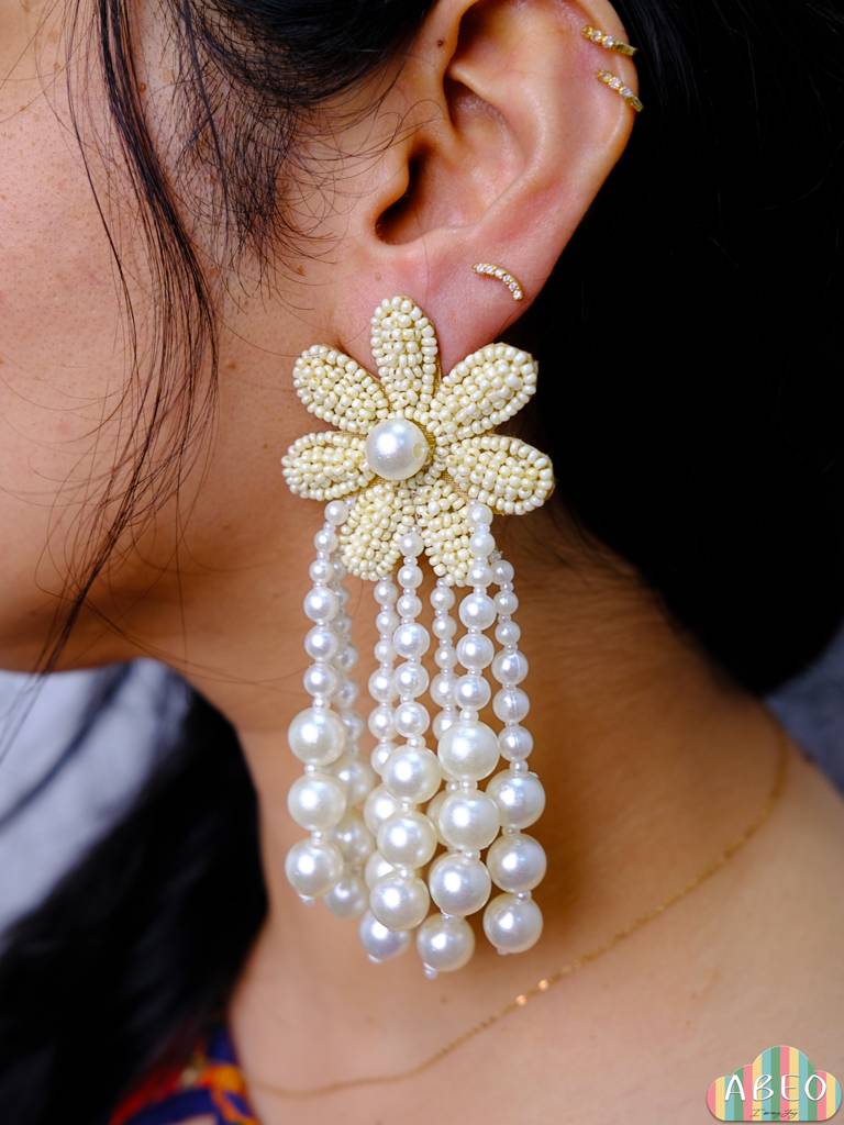 White Moti Pearl Dangler Earring : ERWD051