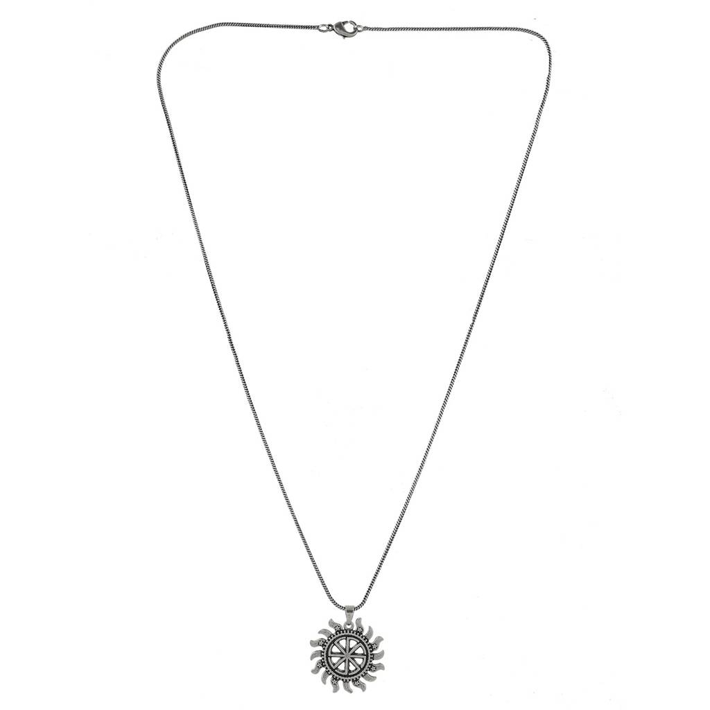 Statement Solar Wheel Silver Oxidised Men’S Pendant : 8905124565706