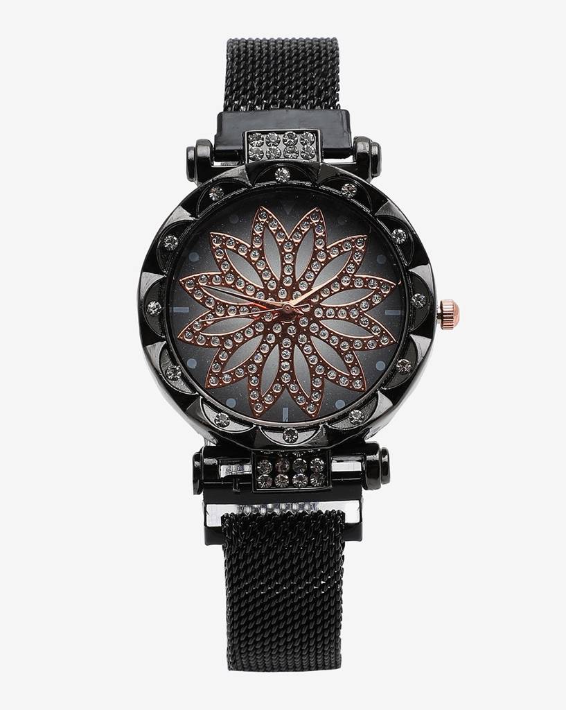 Black Crystal Stone Decorative Analog Round Dial With Black Metal Mesh Strap : HSWC1022