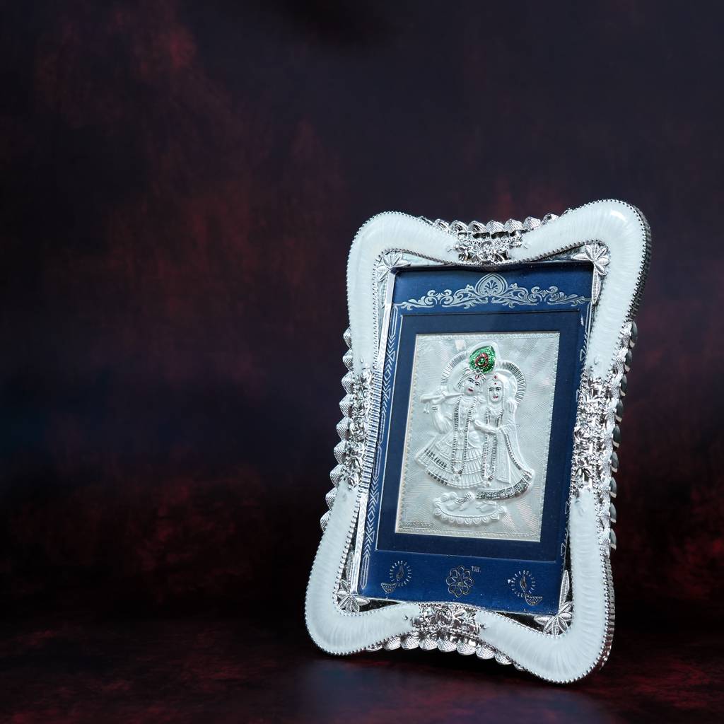 Divya Radha Krishna 999 Silver Premium Decorative Frame Hamper : SMK-FRM-005