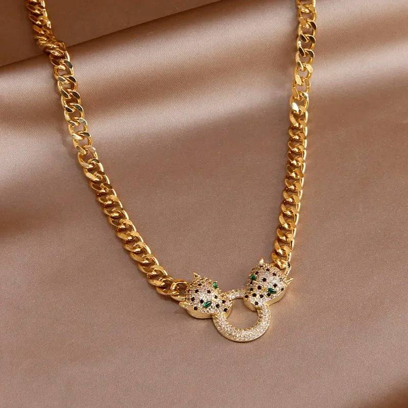 Amara Bracelet And Necklace Combo : BN2C3273A
