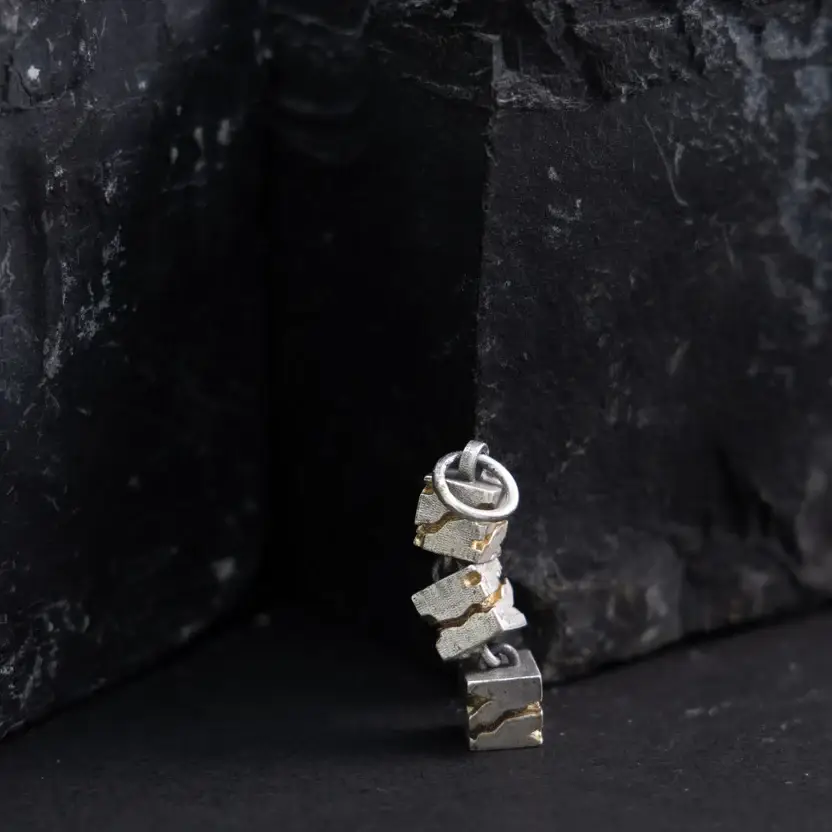 Skyline Silver Pendant : ZV-PEN-SKY-036