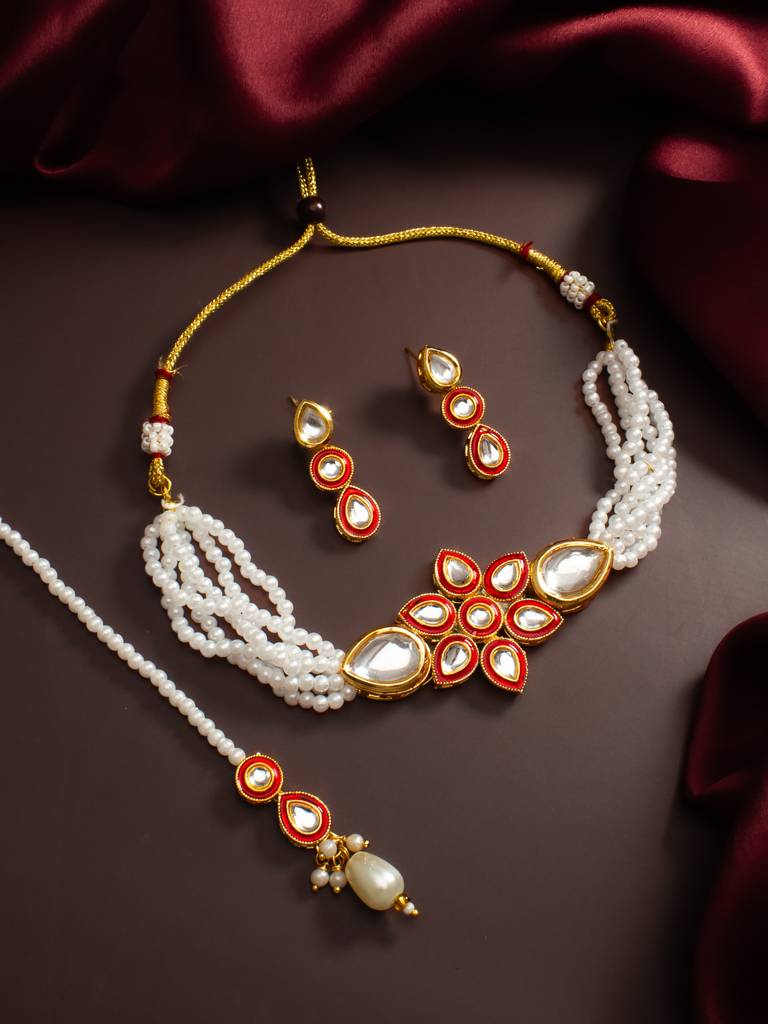 Red & White Kundan Pearl Choker Necklace Set With Maang Tikka For Women : NK4735