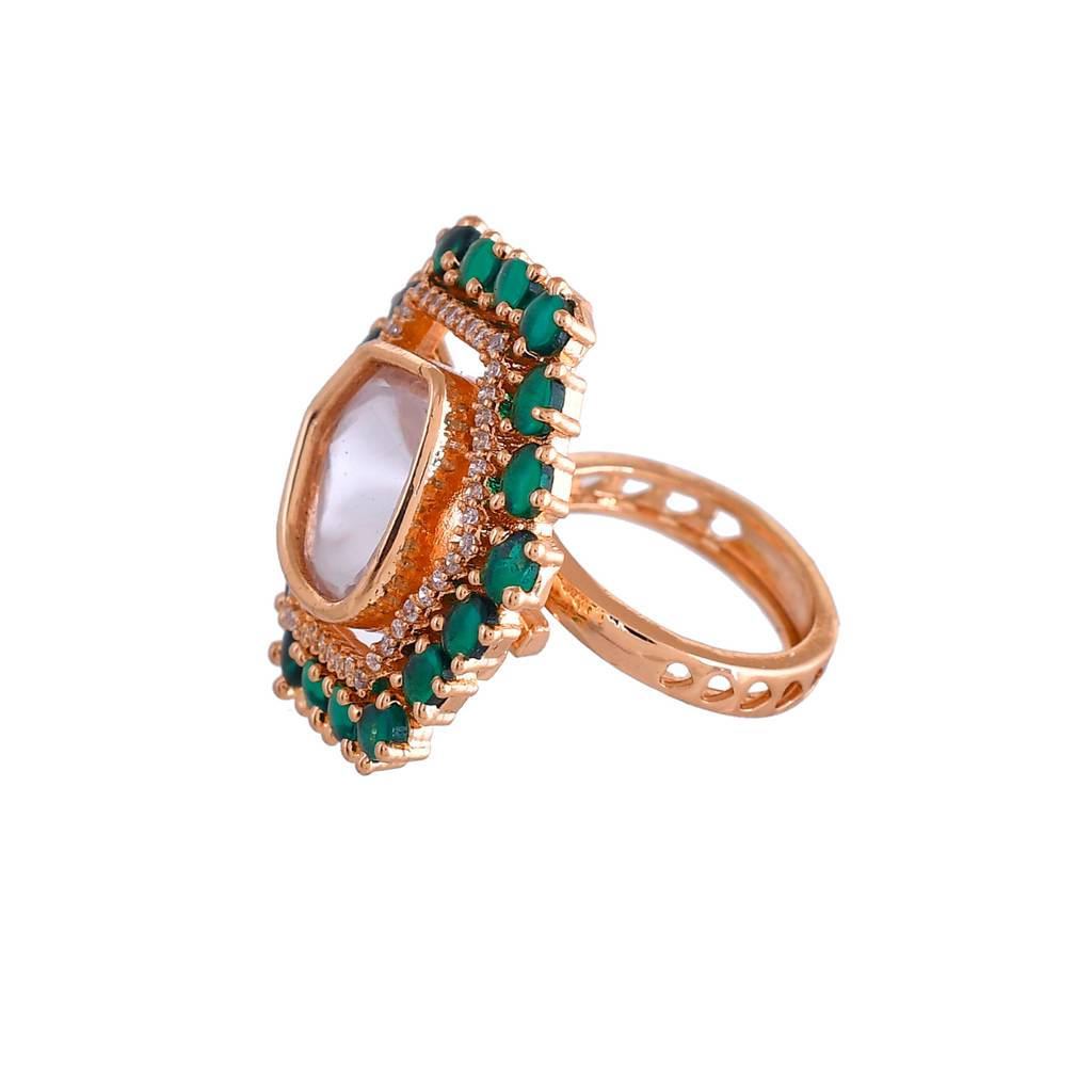 Kundan Opulance Riyasat Emerald Ring : 8905124540024