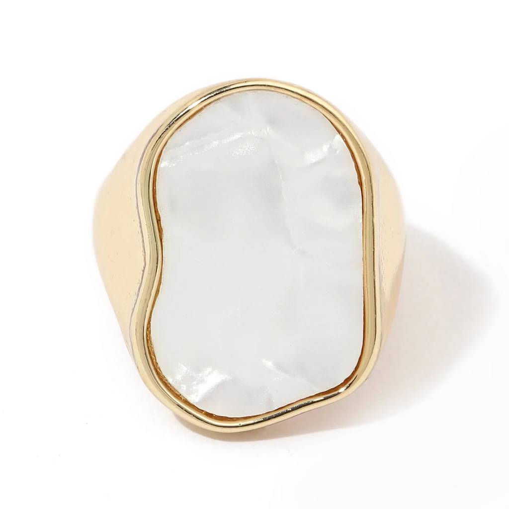 Mother Of Pearl Enamel Ring : RS12893