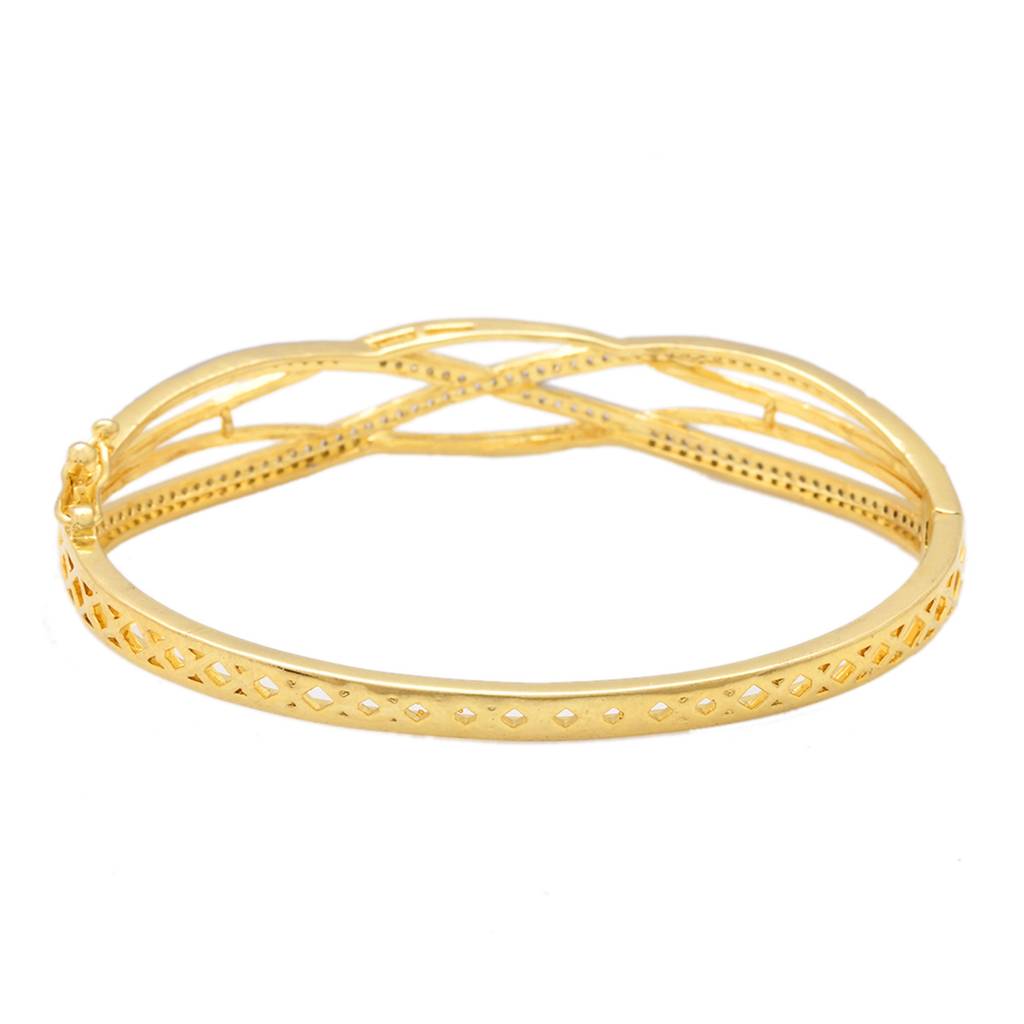 Dazzling Gold-Plated American Diamond Bracelet : 8905124539639