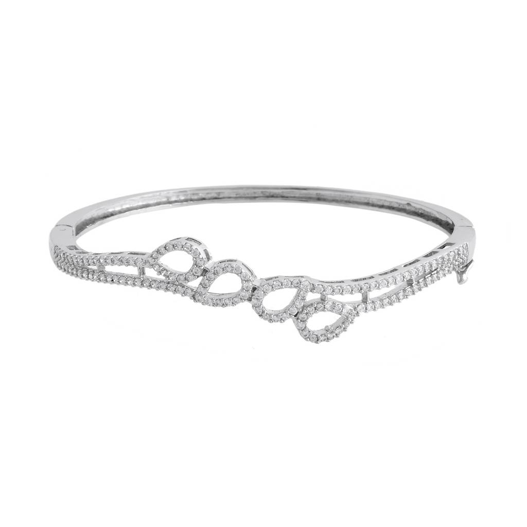 Sparkling Elegance Diamond Mesh American Diamond Bracelet : 8905124541045