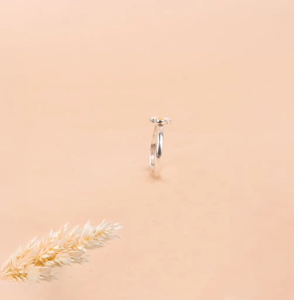 Adya Blossom Bud Midi Ring : SK20106