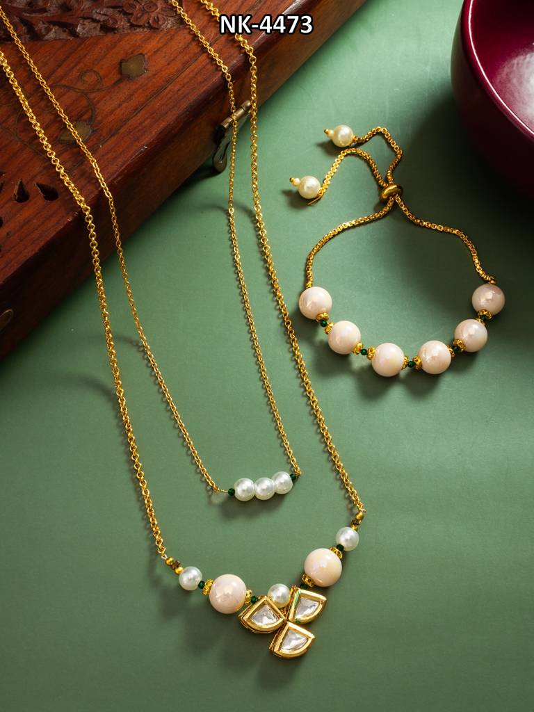 Pearl Beaded Necklace And Bracelet Set : NK4473